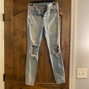 Light Wash Skinny Jeans